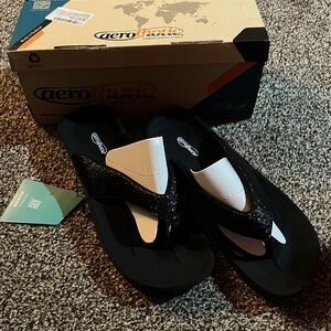 Aerothotic Black Sandals